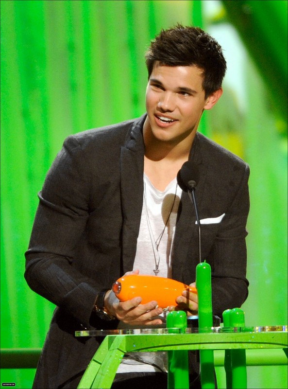 Taylor Lautner