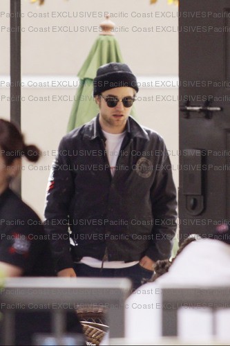 Robert Pattinson