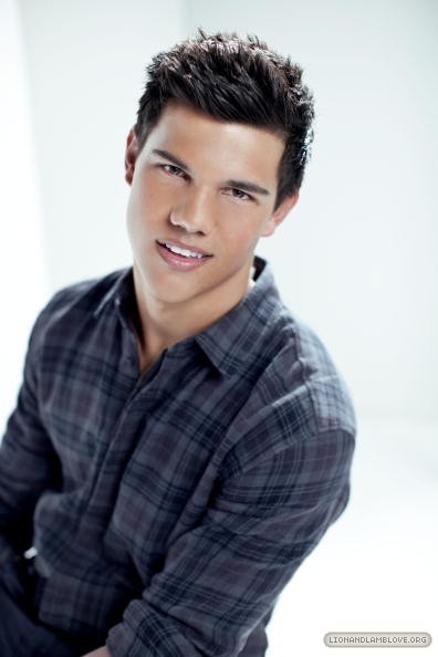 Taylor Lautner